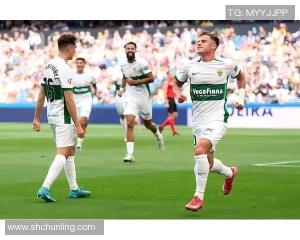 莱万特与穆西亚的精彩对决揭示了西乙联赛的激烈竞争与球队实力的较量