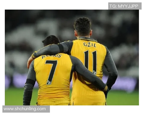 斯利纳与波罗尼的精彩对决分析及赛季表现展望